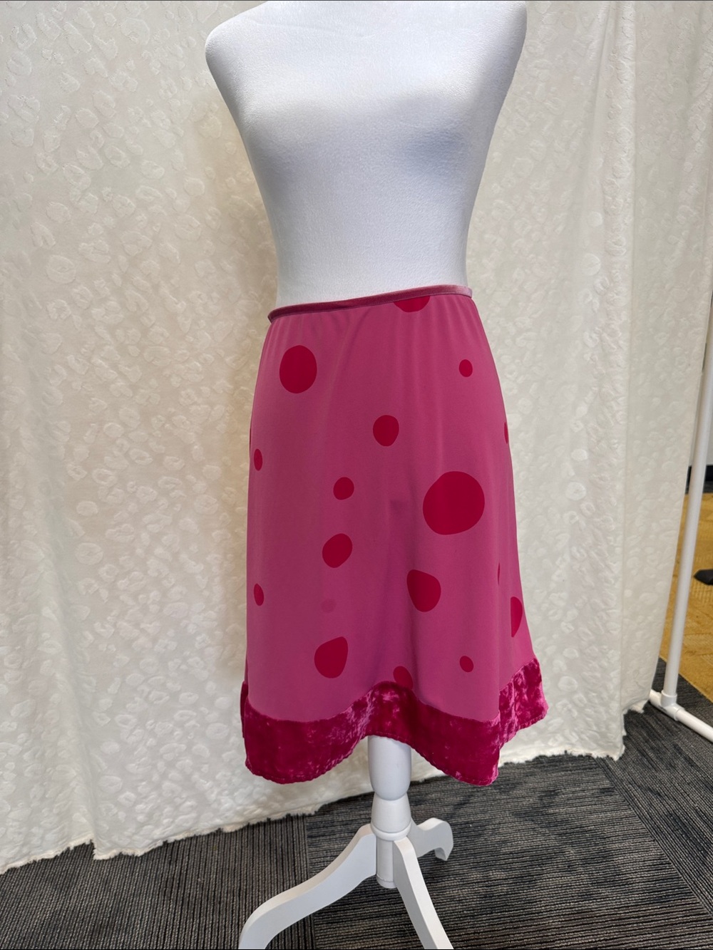 GAP Hot Pink A-Line Skirt with Dark Pink Polka Dots